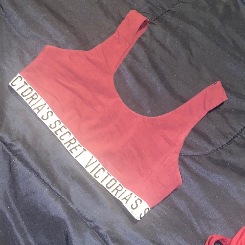 Victoria’s Secret sports bralette